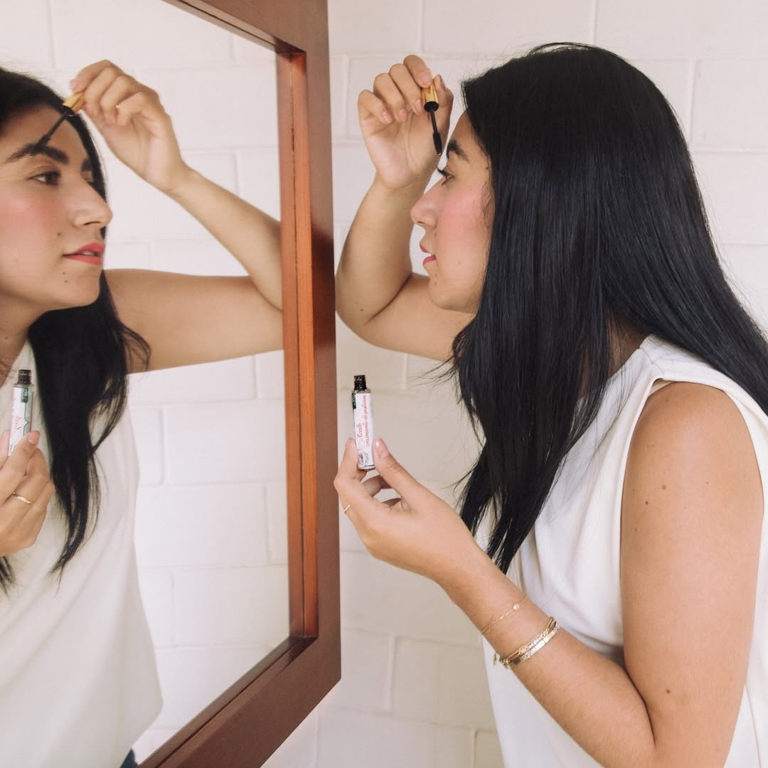 Rímel Natural para Crecimiento de Pestañas | Nutre y fortalece