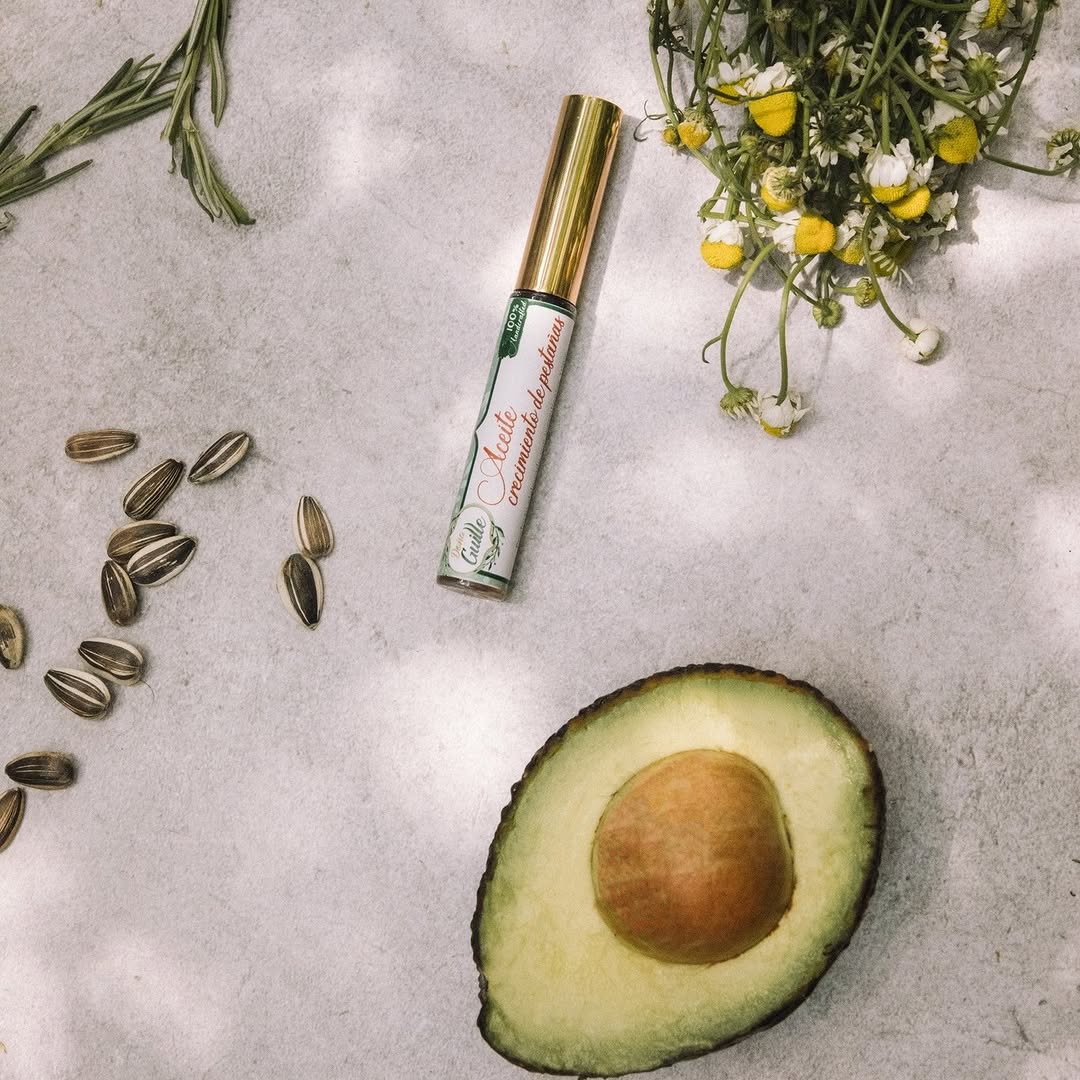 Rímel Natural para Crecimiento de Pestañas | Nutre y fortalece